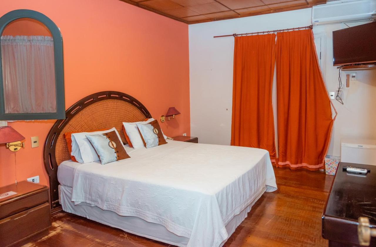 Casa Blanca Hotel Ciudad del Este Eksteriør billede